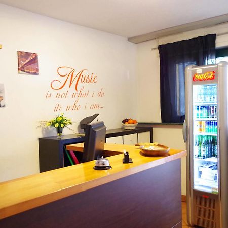 B&B Music Milan Exterior photo